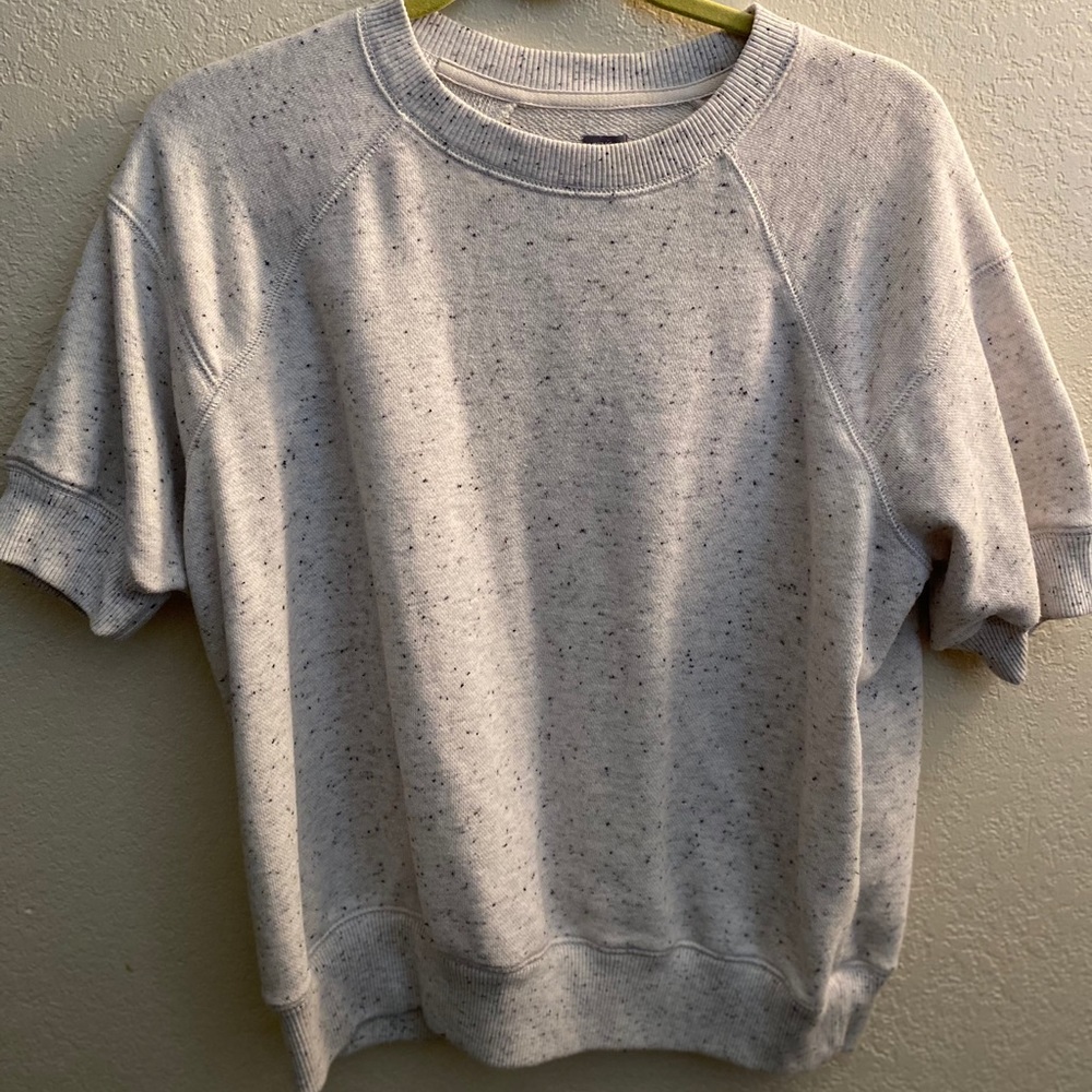 Short sleeve sweatshirt